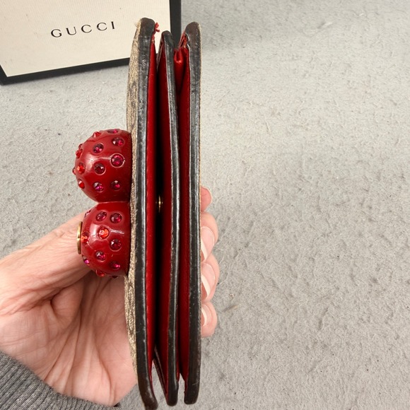 Gucci Cherry Wallet GG Supreme Canvas Red Leather Compact 476050-1147 - Picture 6 of 15